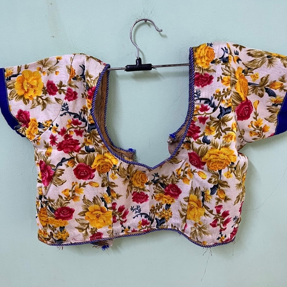 Bollywood half blue &half net saree with printed petticoat & blouse 💕 - Picture 7 of 11